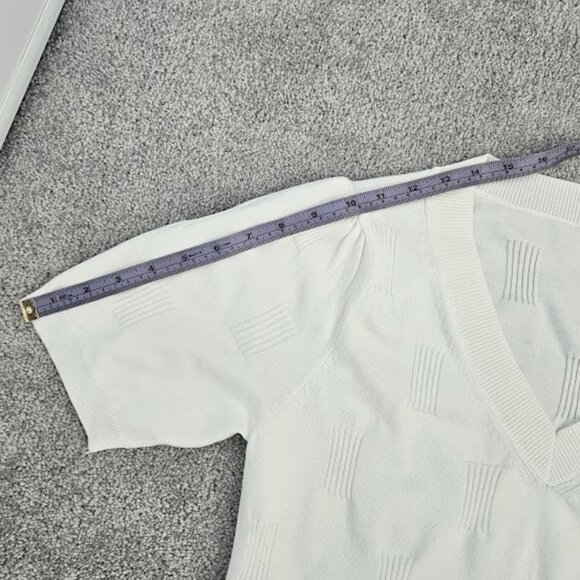 Women's Knitted Short Sleeved Shirt - Large - Picture 8 of 9